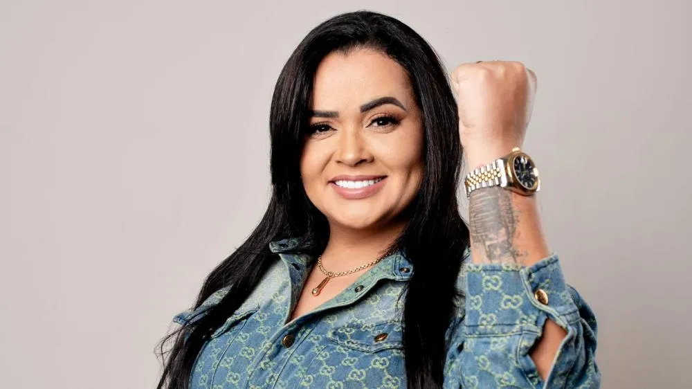 Prefeita Macelly anuncia Klessinha e Magníficos na 43ª Festa do Guaraná e apresenta candidatas do concurso