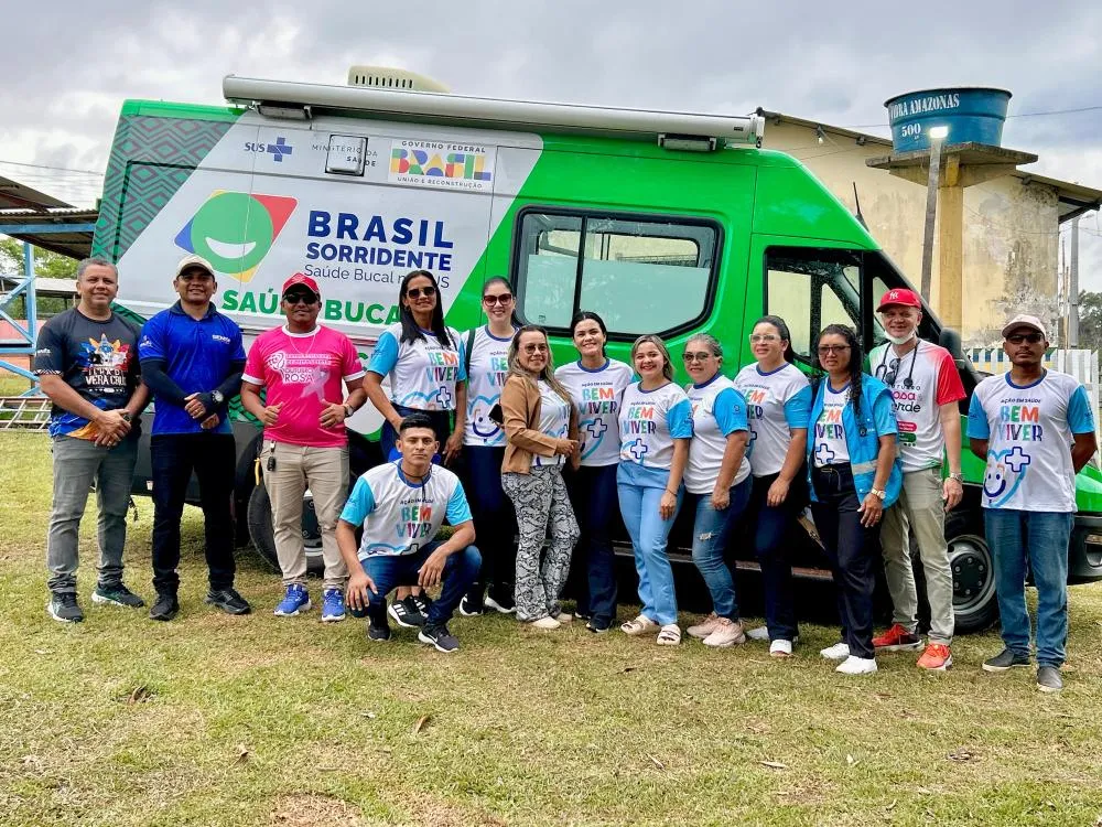 Comunidade no Pupunhal recebe primeiro atendimento do Odontomóvel de Maués