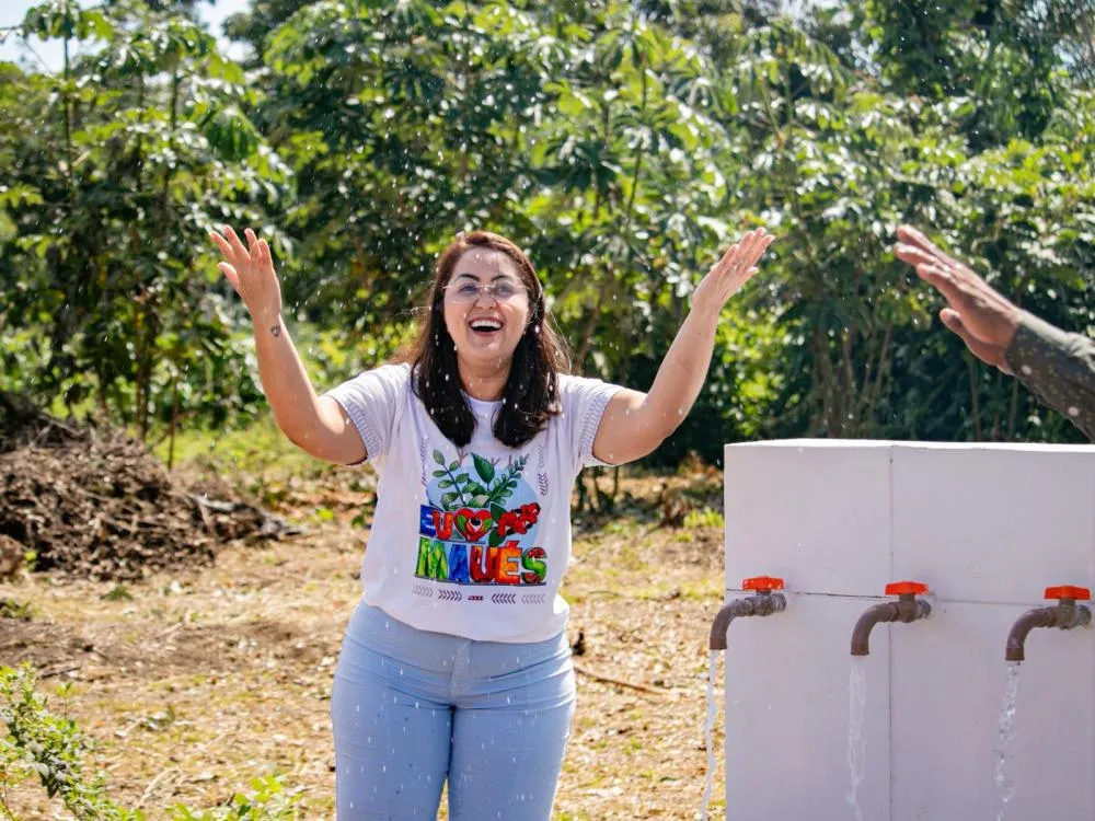 Prefeita Macelly Veras entrega sistema de água e leva serviços de cidadania ao Ramal Brenda Vitória