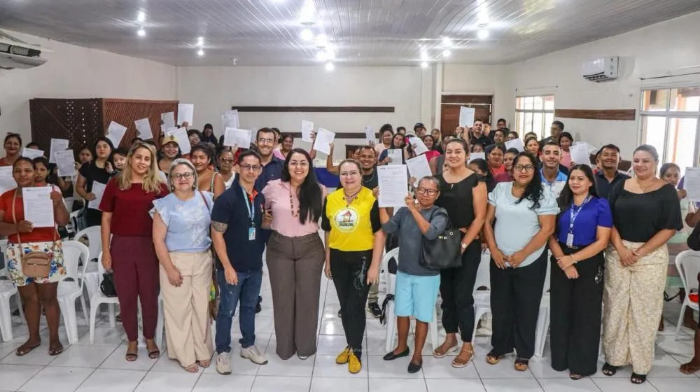 Após 12 anos, habitantes de Maués voltam a realizar o sonho da casa própria na gestão Macelly Veras